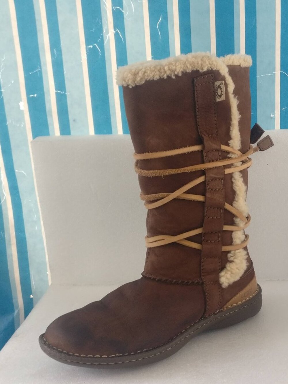 Ugg Himalayan Wrap Lace Tall Leather Upper Real Shearling Lined Boot 38/7us